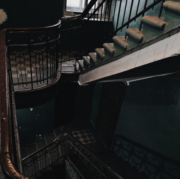 B2 The Green Door (story)