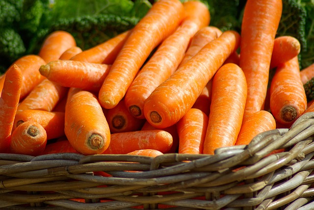 ring and carrot B2 story